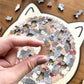 🐱135dílné dřevěné puzzle ve tvaru kočky v barvách Morandiho