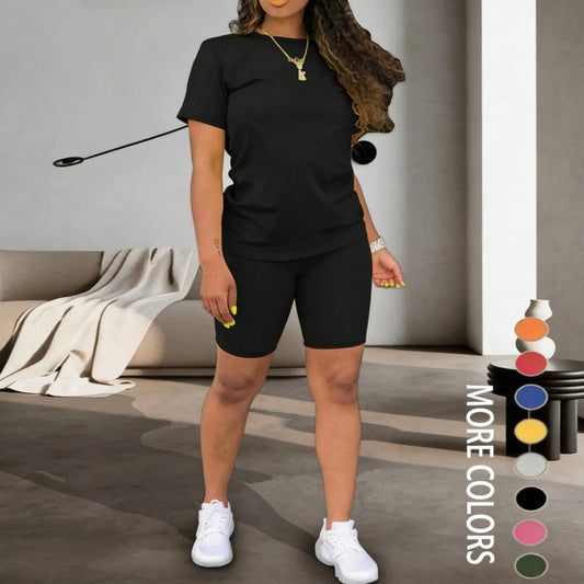 Dámská sportovní souprava – tričko a šortky